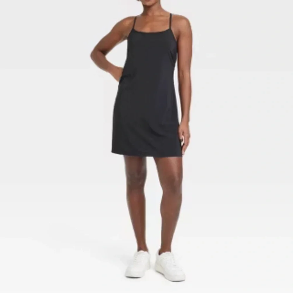 Women’s Flex Strappy Active Dress.    Black.   S
